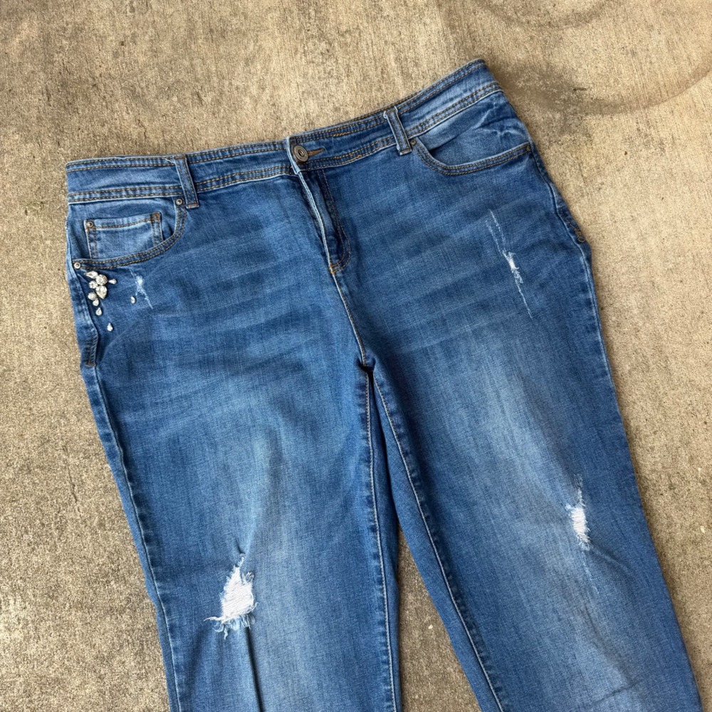 INC International Concepts Skinny Leg Curvy Fit Embellished Distressed Jeans 16 - Picture 3 of 11
